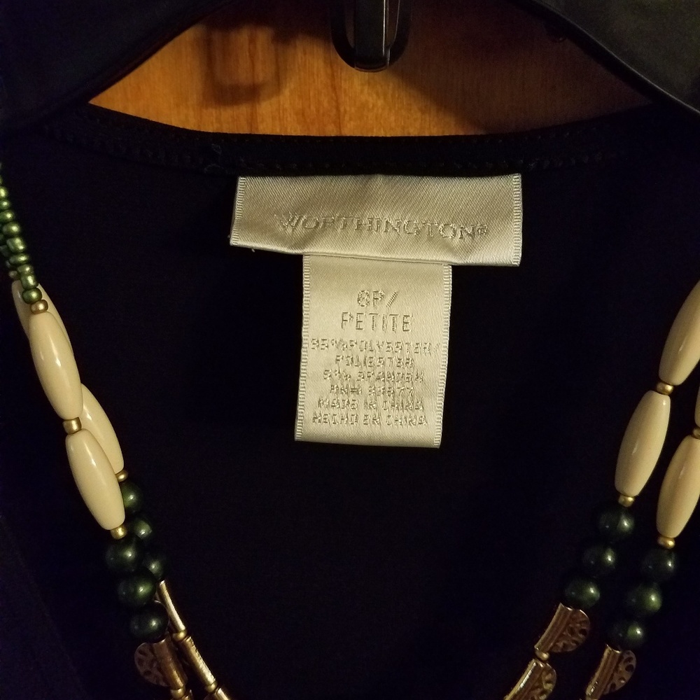 Black dress - Picture 5 of 5